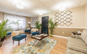 Best Western Plus Sebastian Hotel & Suites